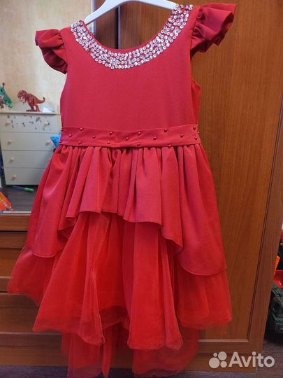 Платье нарядное для девочки 128-134 для праздника