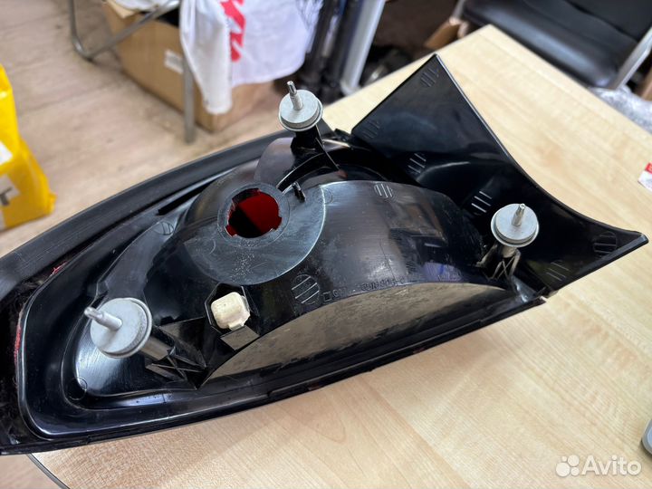 Фонарь задний правый Chevrolet Lumina 2 (1995-2001