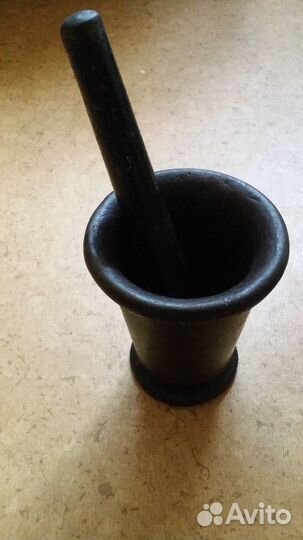 Ступка чугунная с пестиком старинная