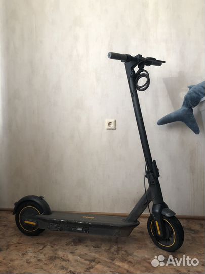 Электросамокат NineBot Max G30P