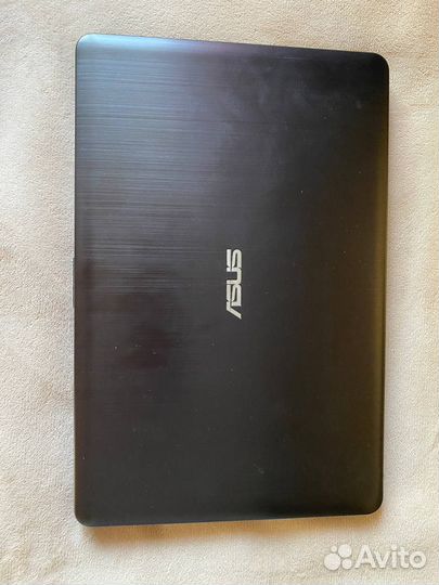 Ноутбук asus
