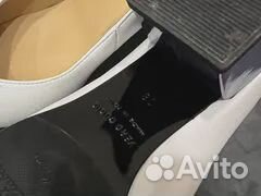 Продаю модные туфли