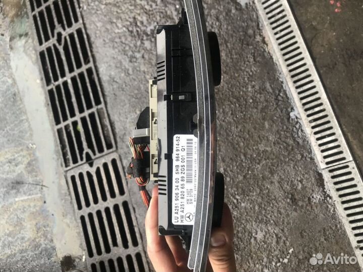 Блок управления печки/климат-контроля A2519063400