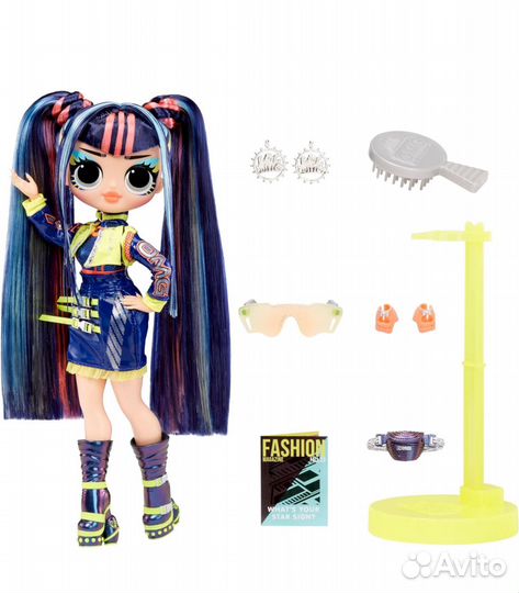 LOL OMG Core Victory, Pose