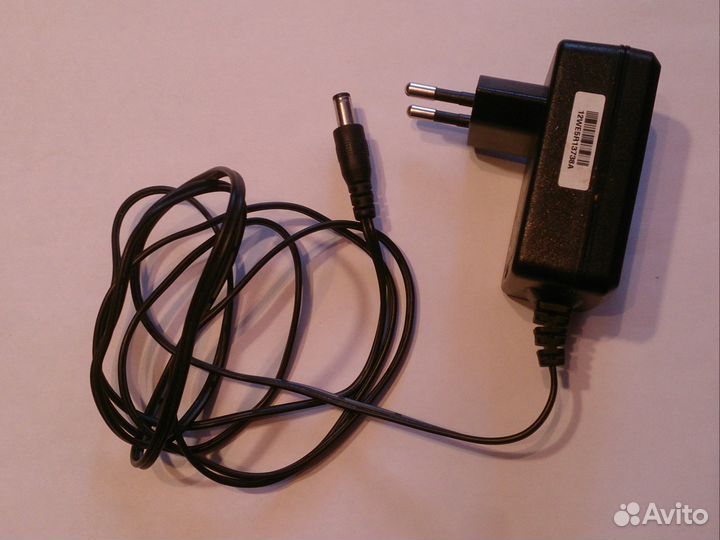 Блок питания (адаптер) 12В. 1А