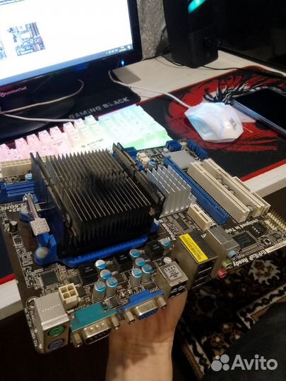 Материнская плата с процессором