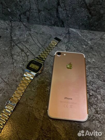 iPhone 7, 32 ГБ