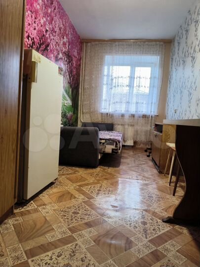 Комната 14 м² в 4-к., 4/4 эт.