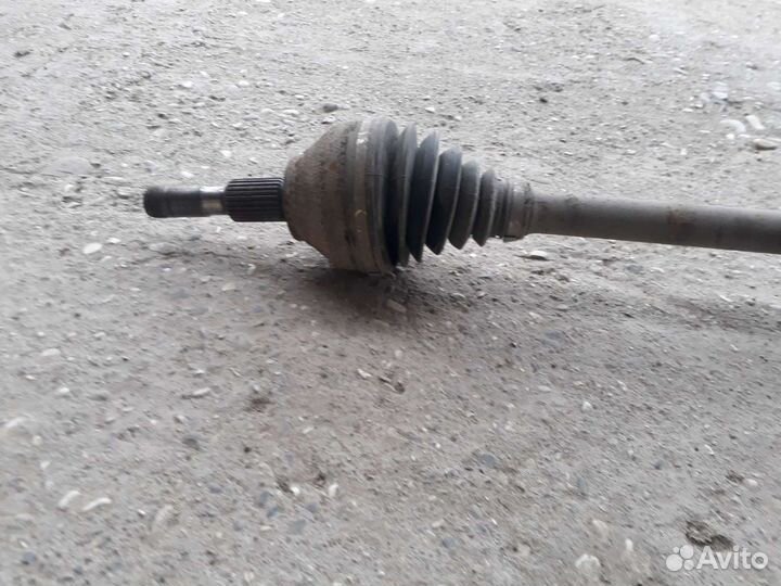 Правый привод сборе от Мондео 5 North America