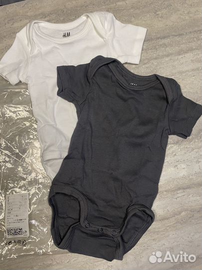 Боди для новорожденных hm 2 шт *62 р