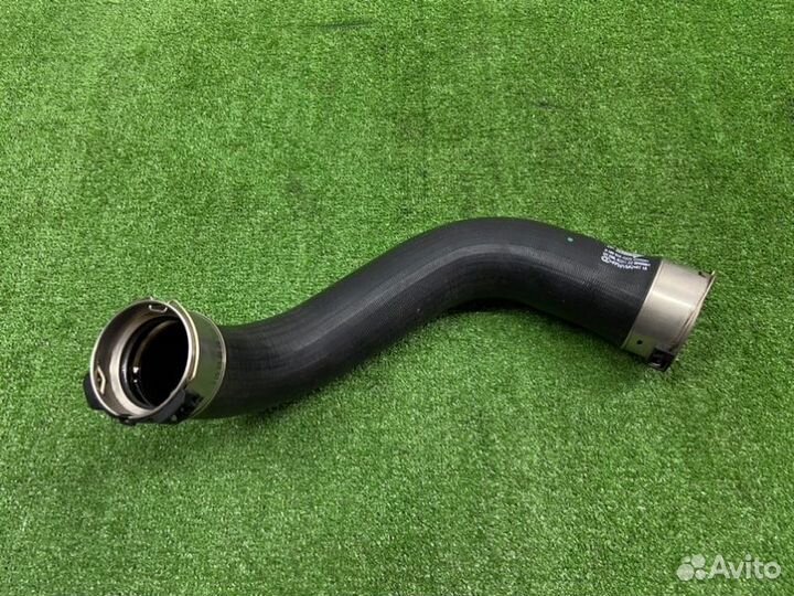 Патрубок интеркулера левый Mercedes Gle-Class C292