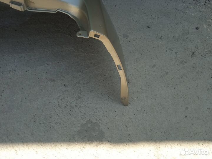 Продам задний бампер