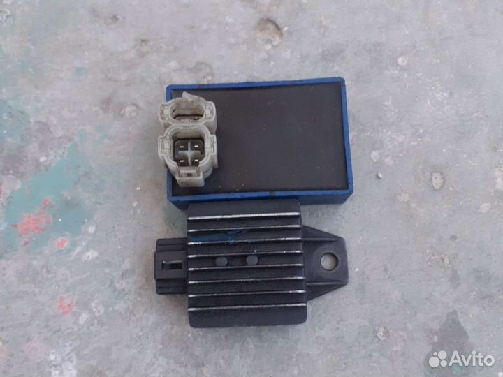 Запчасти для 2-х тактного и 4-х тактного скутера