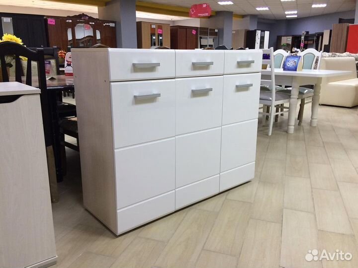 Комод Симба белый глянец