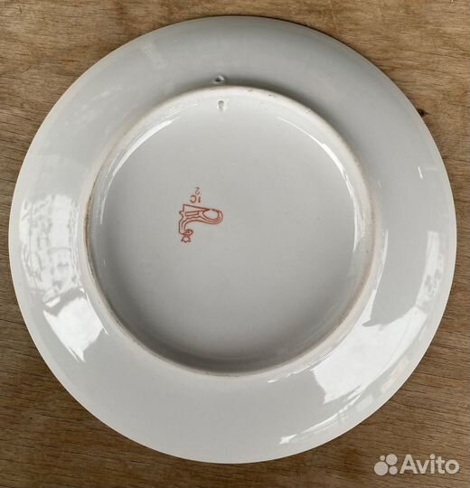 Тарелка настенная собачки лошади тройка Дед Мороз