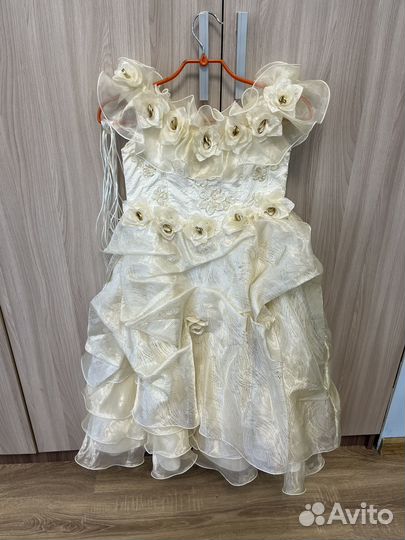 Платье на девочку