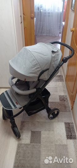Прогулочная коляска детская