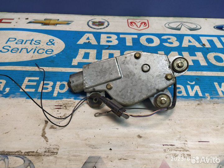 Мотор стеклоочистителя задний Ford Escort 90-95