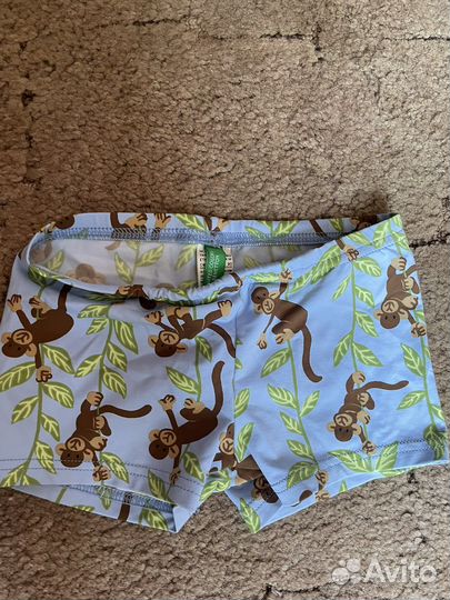 Пакетом.Плавки, кепки, майка пляжная