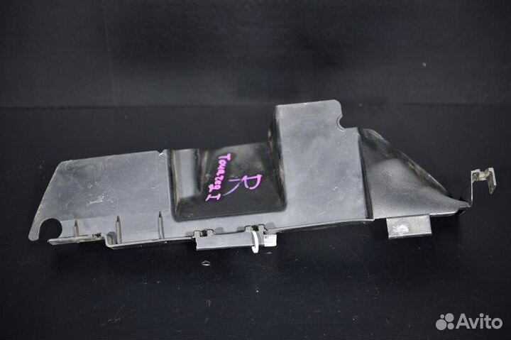 Воздуховод радиатора правый Volkswagen Touareg 7L