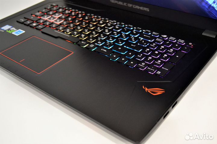 Игровой ноутбук Asus ROG Strix GL753V