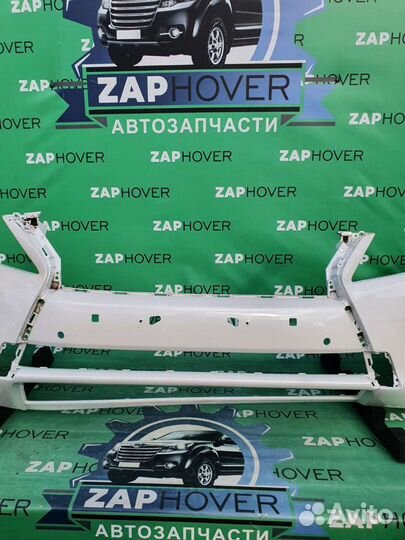 Бампер передний б/у для Lexus Rx