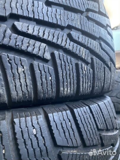 Nokian Tyres Hakkapeliitta R 275/65 R17 107T