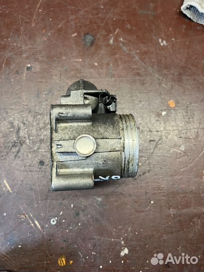 Volvo s80 2005г Дросельная заслонка 2.9т