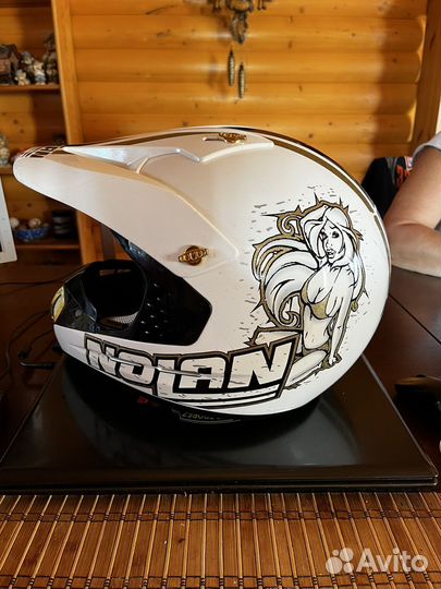 Кроссовый шлем Nolan