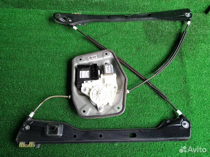 Стеклоподъемный механизм передний левый Volkswagen