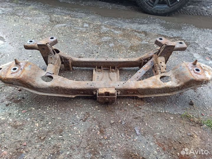 Балка задняя mazda 5