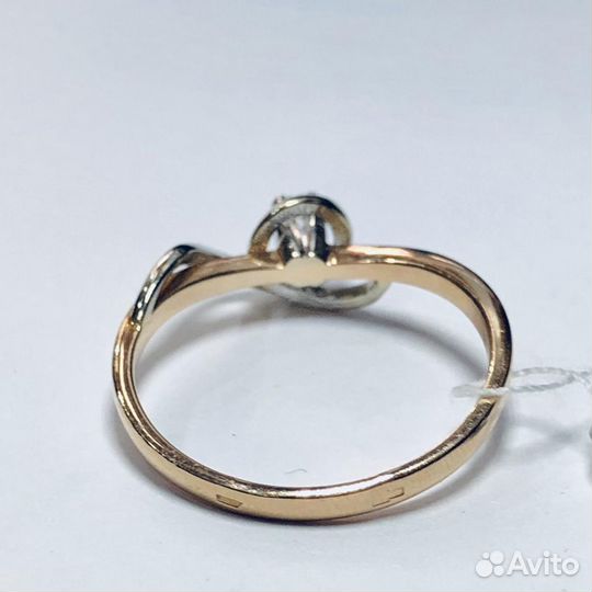 Золотое кольцо с бриллиантами