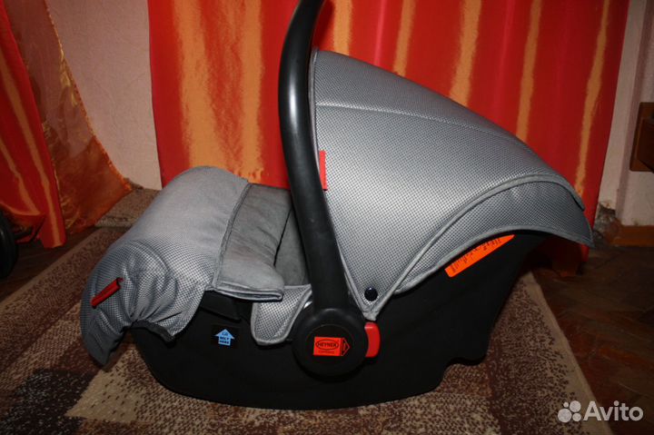 Детское автомобильное кресло Heyner (Германия)