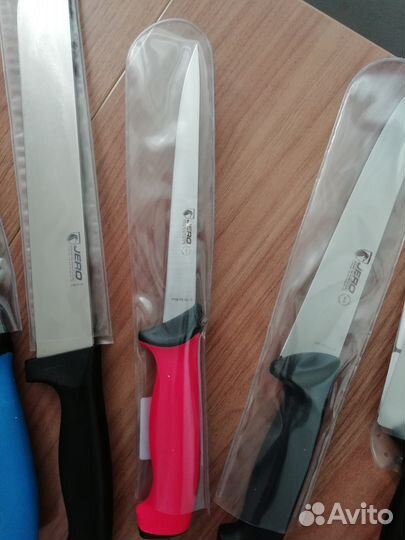 Профессиональные ножи в ассортименте