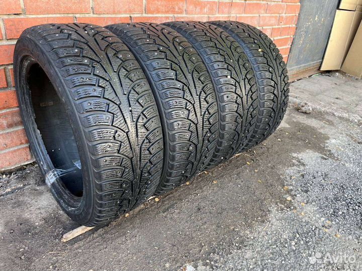 Nokian Tyres Hakkapeliitta 5 215/50 R17