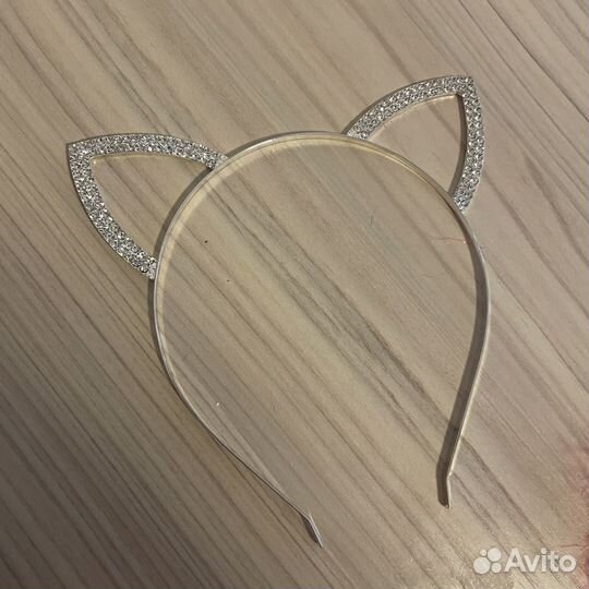 Ободок с ушками стразы новый
