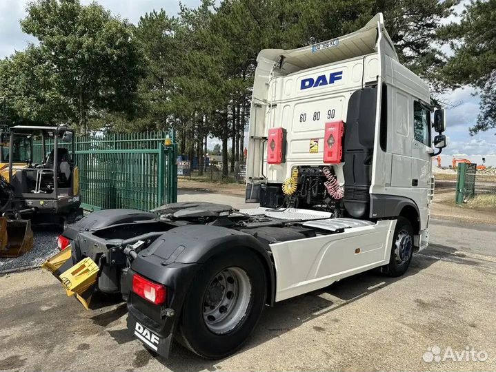 В разборке грузовик DAF,XF106 с 2015