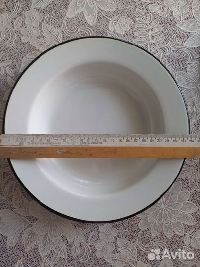 Тарелка суповая эмалированная металлическая