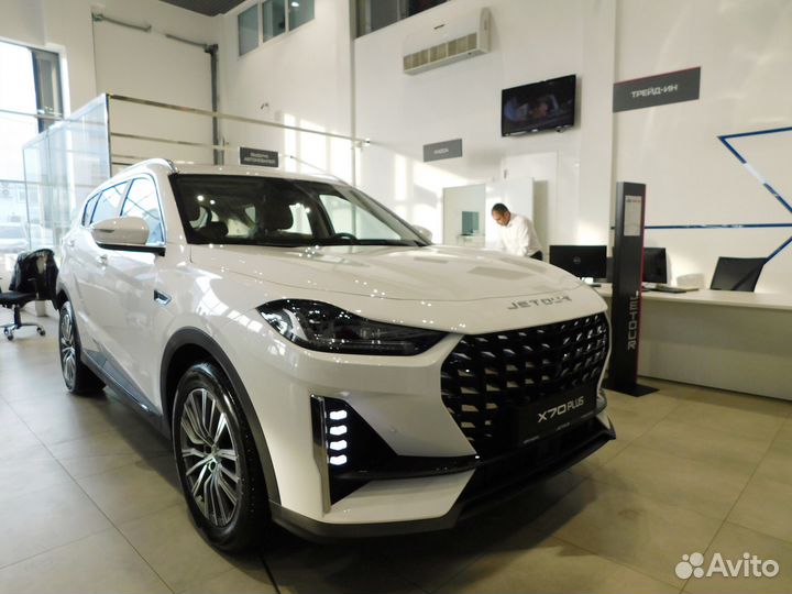 Jetour X70 Plus 1.6 AMT, 2023