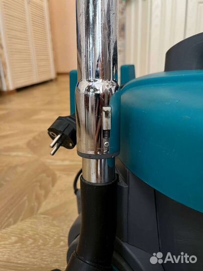 Пылесос Tennant V6 профессиональный