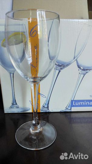 Набор бокалов для вина