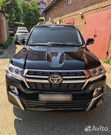 Обвес Toyota Land Cruiser 200 Стиль 2021