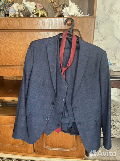 Костюм мужской