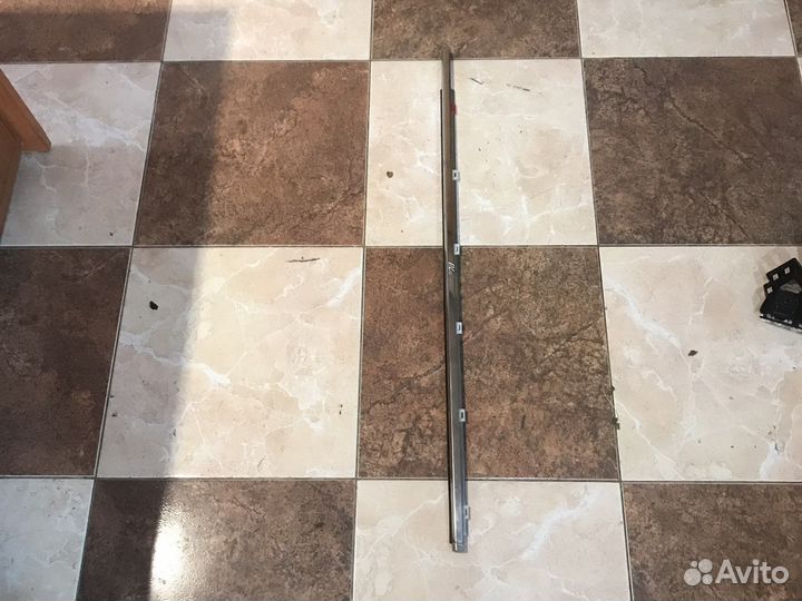 Молдинг на дверь передний левый хром Lexus GS 450