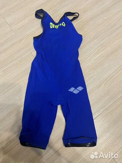 Гидрокостюм женский arena