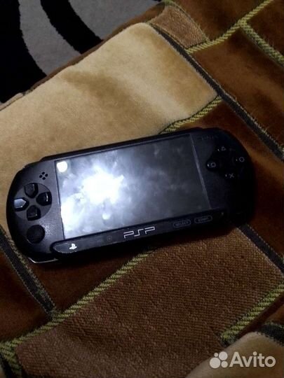 Партативная кансоль psp