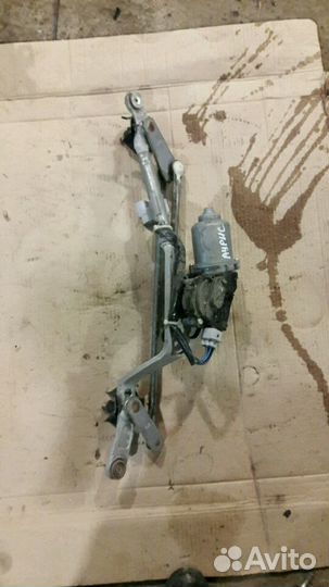 Трапеция стеклоочистителя с моторчиком Тойота Аури