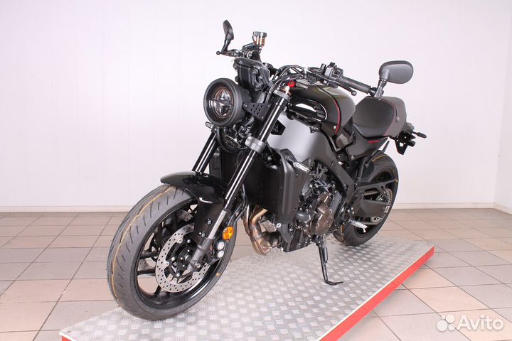 Yamaha XSR 900 ABS 2023 новый