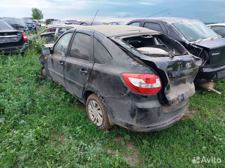 LADA Granta лифтбек 2015г разбор