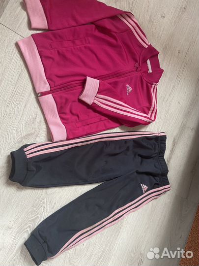 Спортивный костюм adidas для девочек